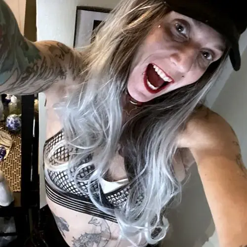 verruckteluderx image 0