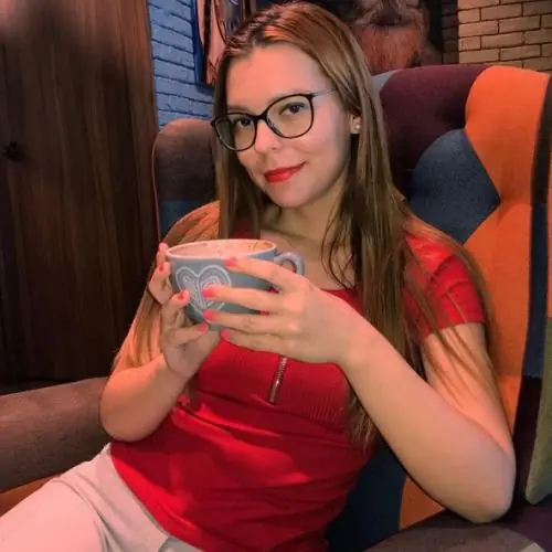 klarlarissa image 2